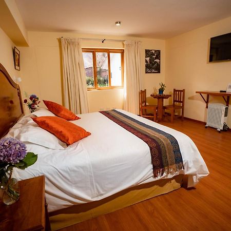 Hotel Agustos Urubamba Esterno foto