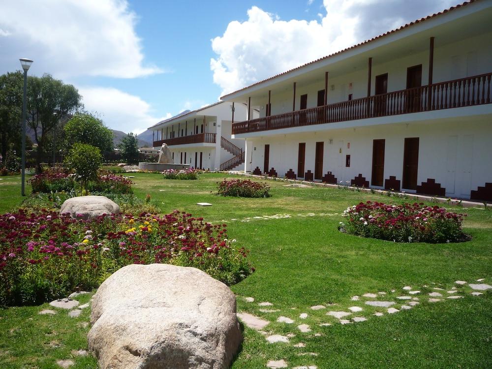 Hotel Agustos Urubamba Esterno foto