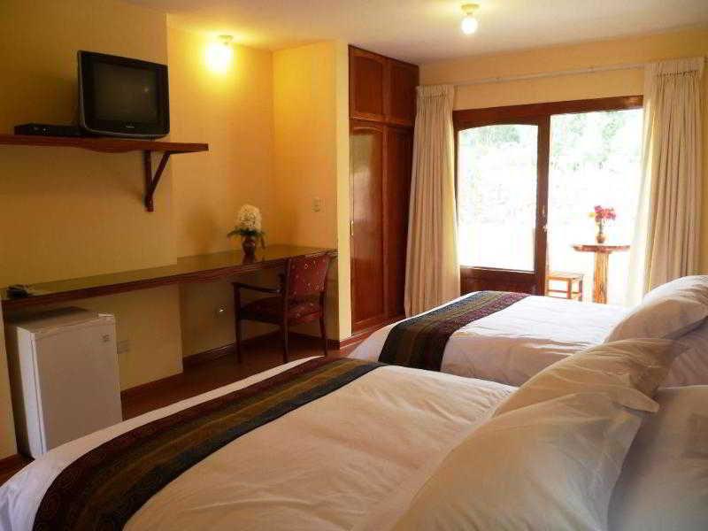 Hotel Agustos Urubamba Esterno foto