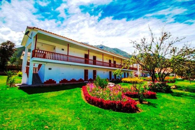 Hotel Agustos Urubamba Esterno foto