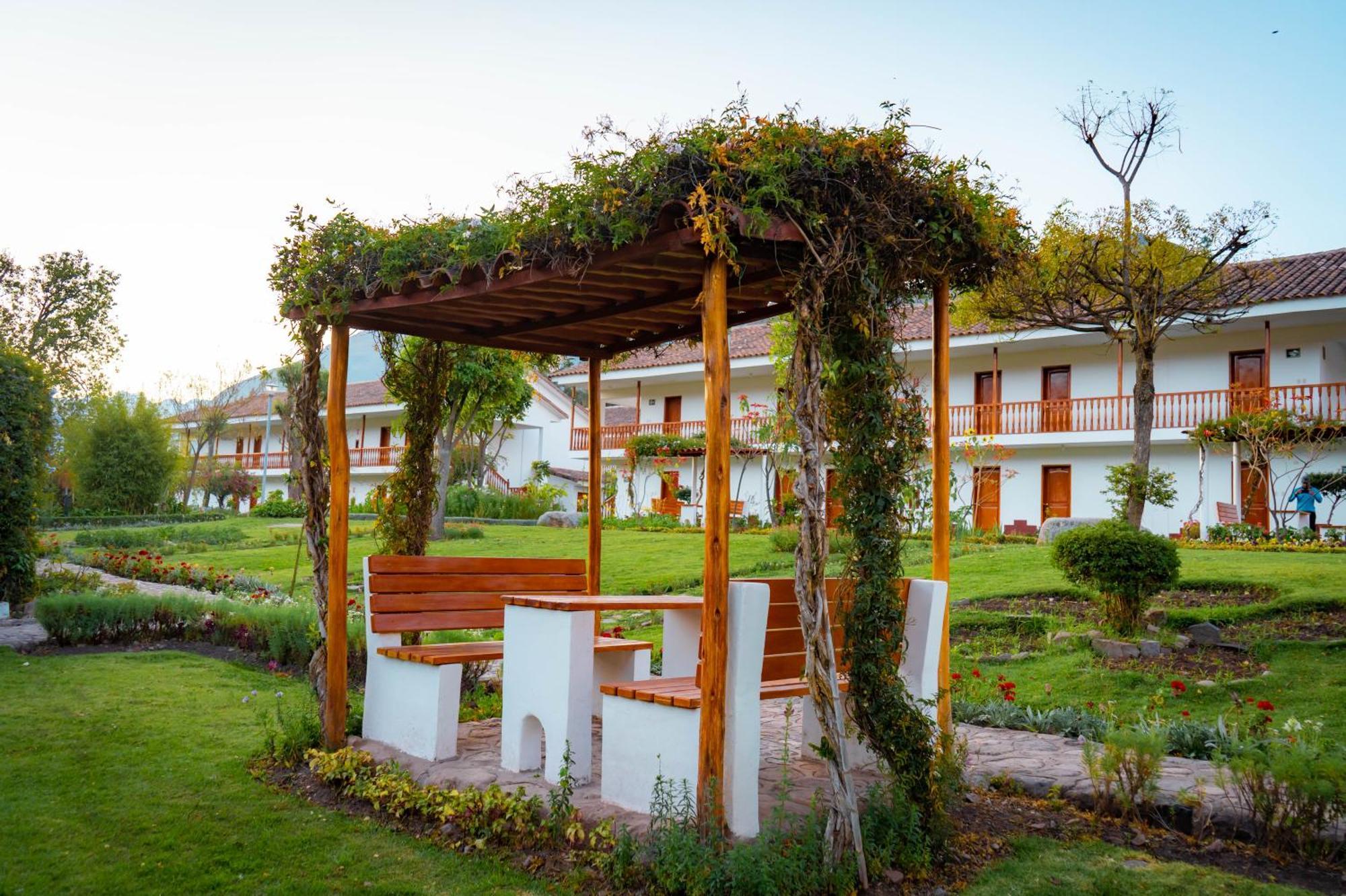 Hotel Agustos Urubamba Esterno foto