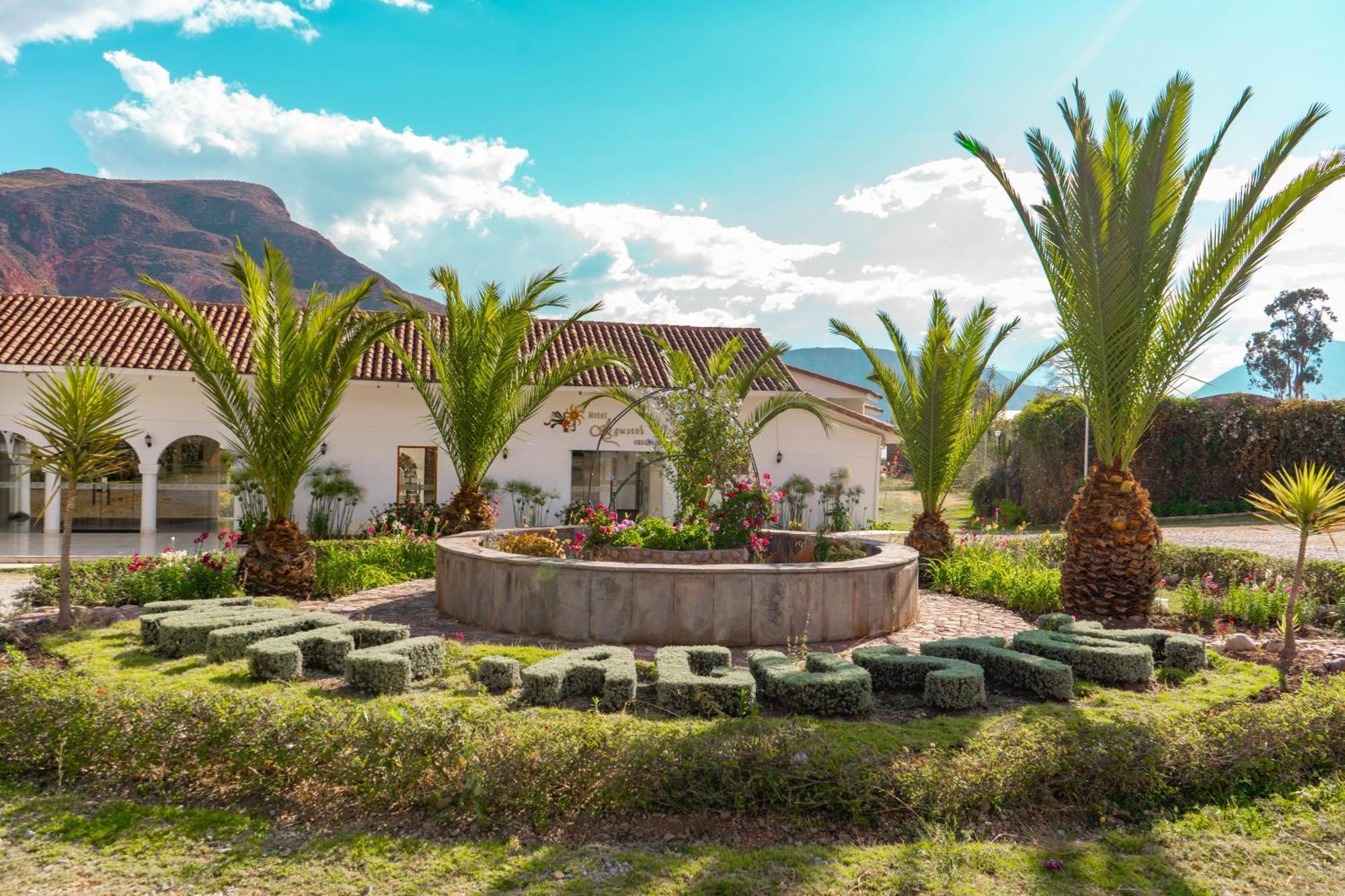 Hotel Agustos Urubamba Esterno foto