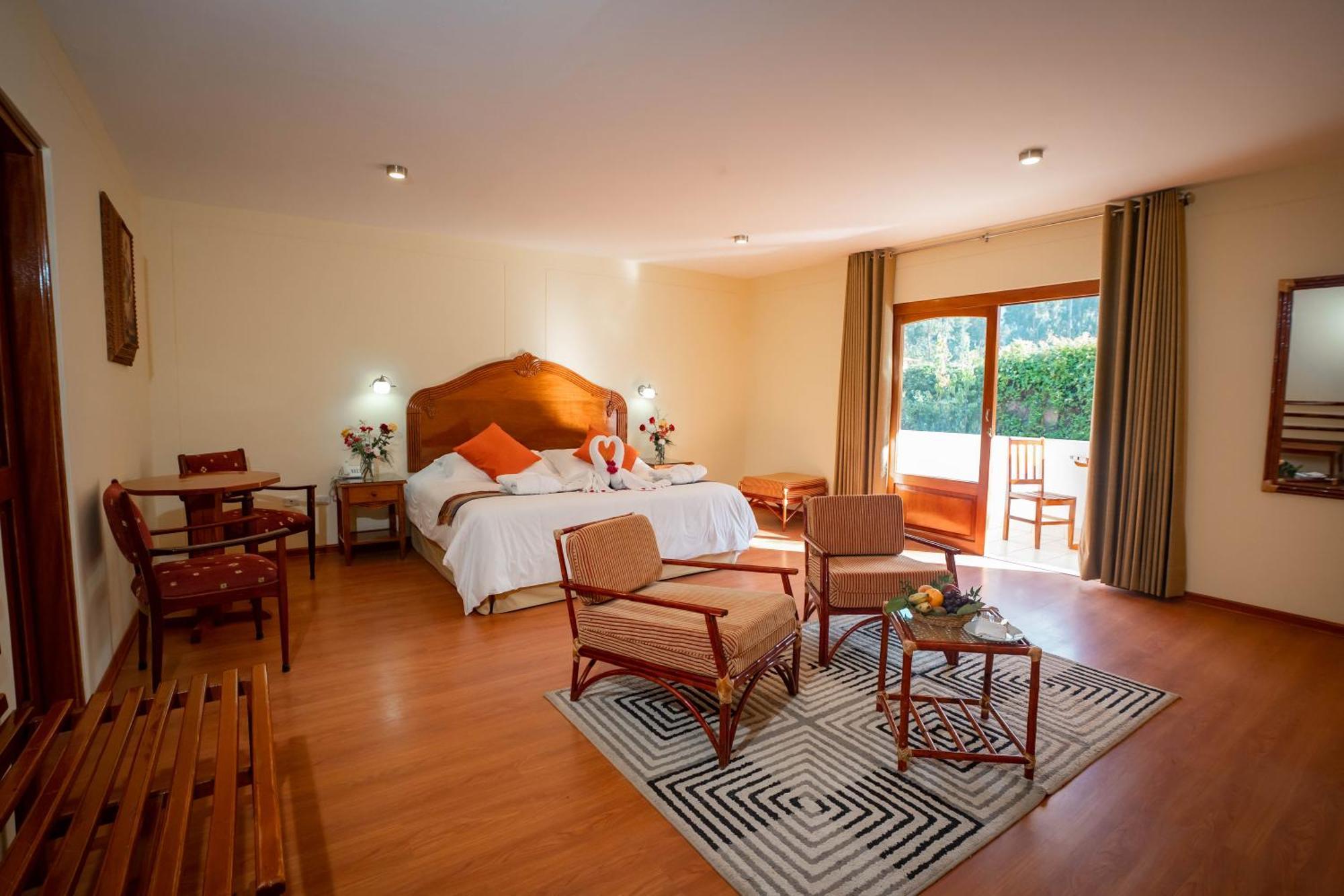 Hotel Agustos Urubamba Esterno foto